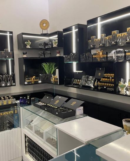 Picture of  محل عطور داخل مجمع ذا ووك 
