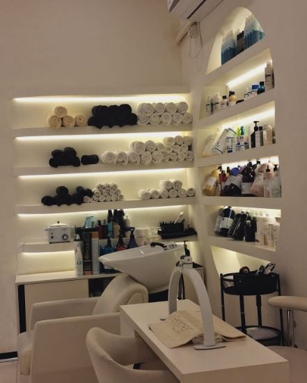 Picture of  صالون نسائي في منطقة بنيد القار 