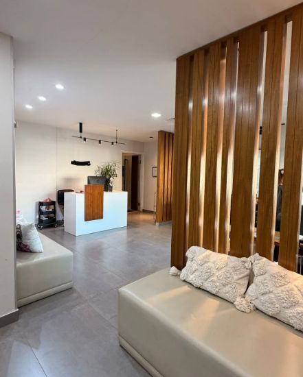 Picture of  صالون بالجابريه على الدائري الرابع 