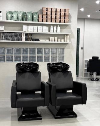 Picture of  صالون نسائي في منطقة صباح السالم قطعه 1 