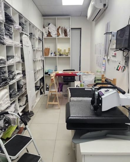 Picture of محل خياطه نسائي ورجالي شامل 3 رخص