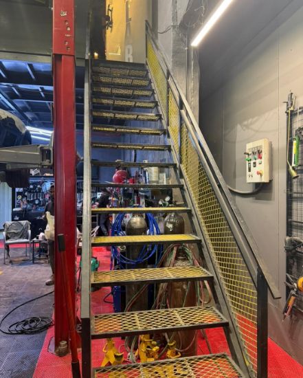 Picture of  قراج صبغ و حدادة و ميكانيكا بشارع اللغمات 