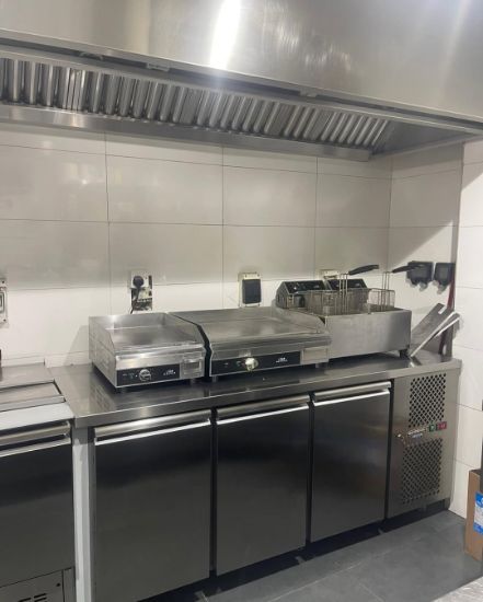 Picture of للايجار مطبخ مجهز في مقهى