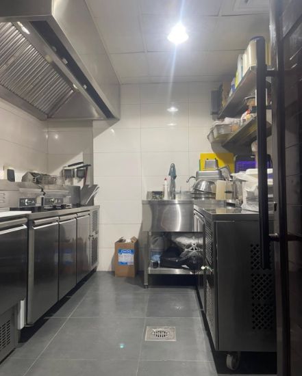 Picture of للايجار مطبخ مجهز في مقهى