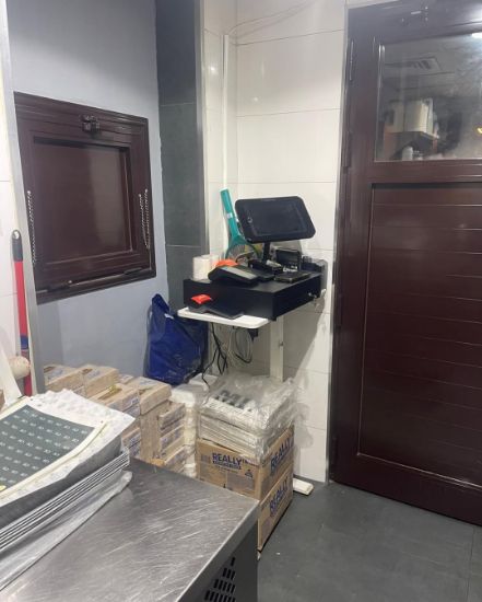 Picture of للايجار مطبخ مجهز في مقهى