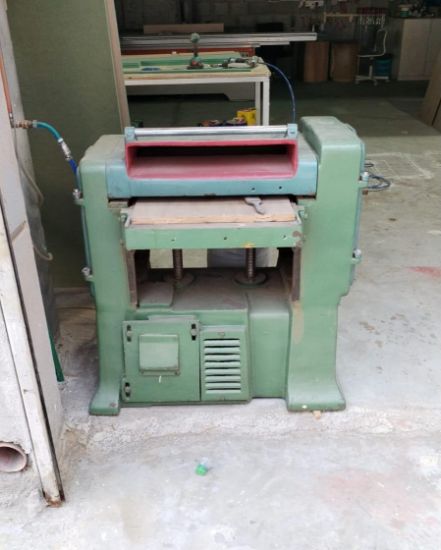 Picture of منجرة مجهزه بالكامل في الشويخ الصناعيه