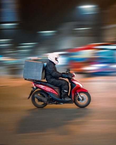 Picture of شركة توصيل طلبات استهلاكية